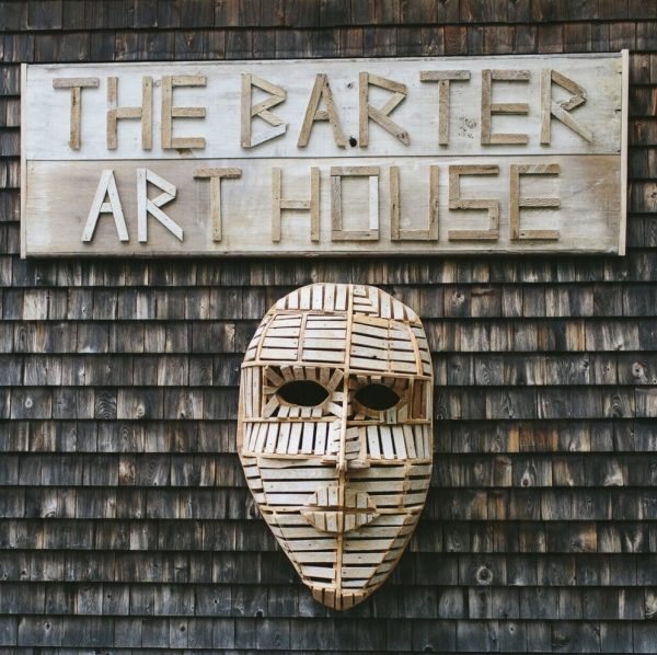 barter art house